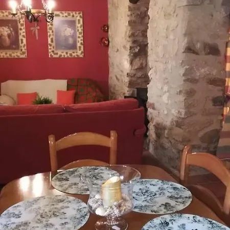 La Casita De Piedra Holiday home Villanueva del Rosario